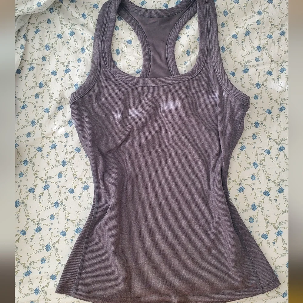 ALO Yoga Rib Support Tank Gray - Picture 2 of 7
